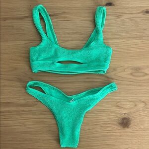 Bond-eye Australia Sasha crop bikini set